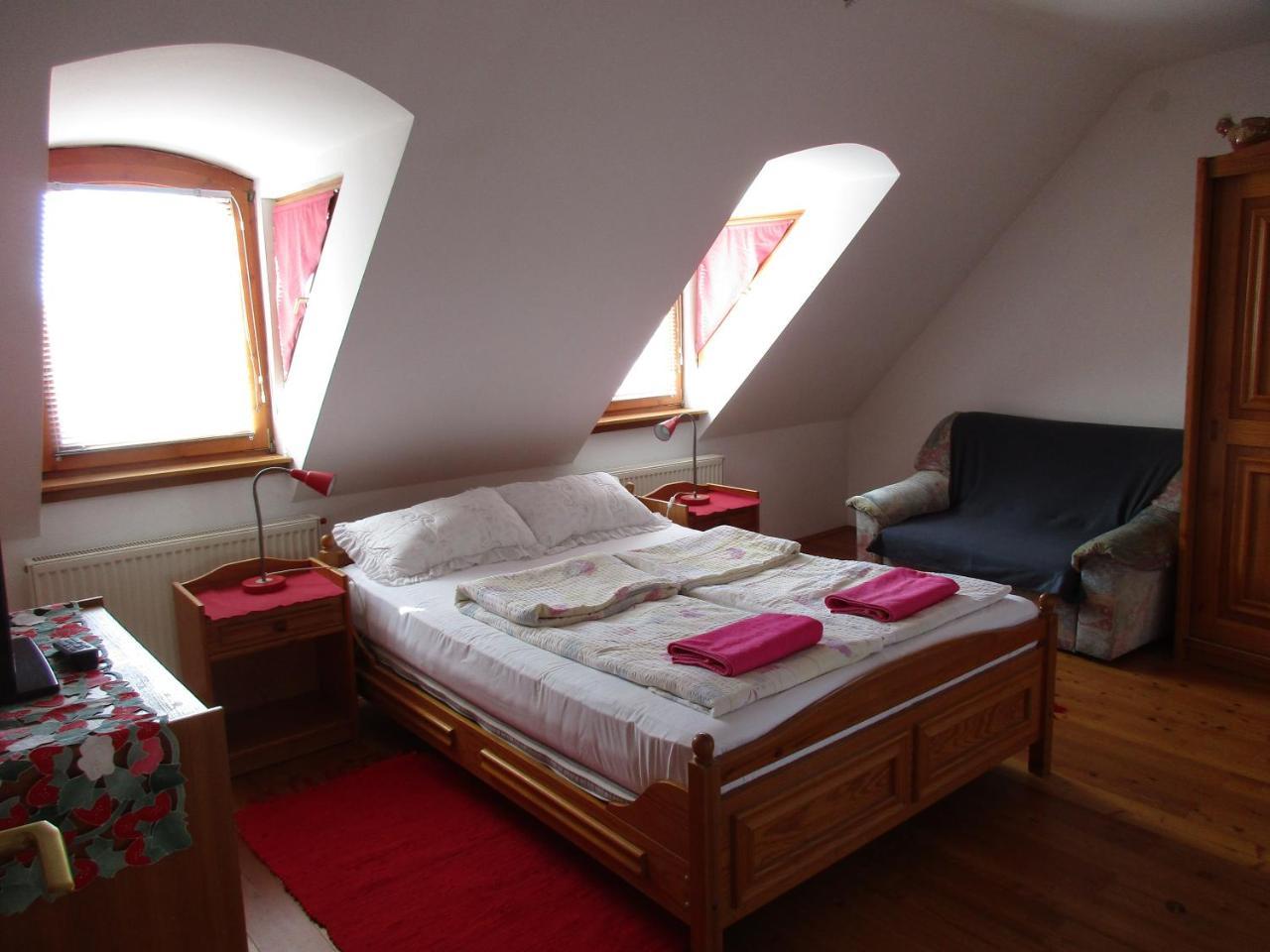 Kiralyszeke Apartman เอ็กเกอร์ ภายนอก รูปภาพ