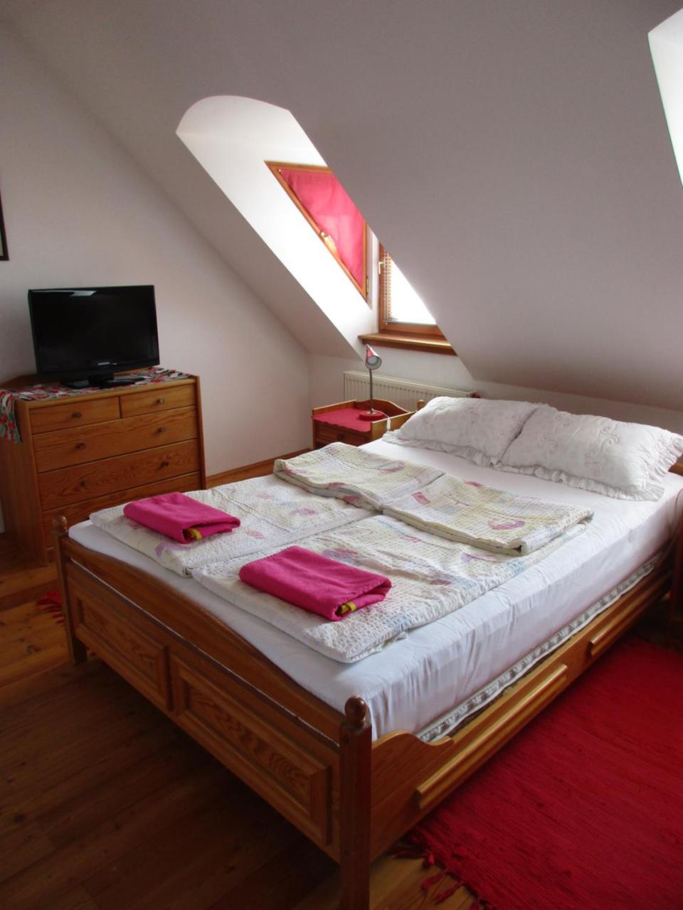 Kiralyszeke Apartman เอ็กเกอร์ ภายนอก รูปภาพ